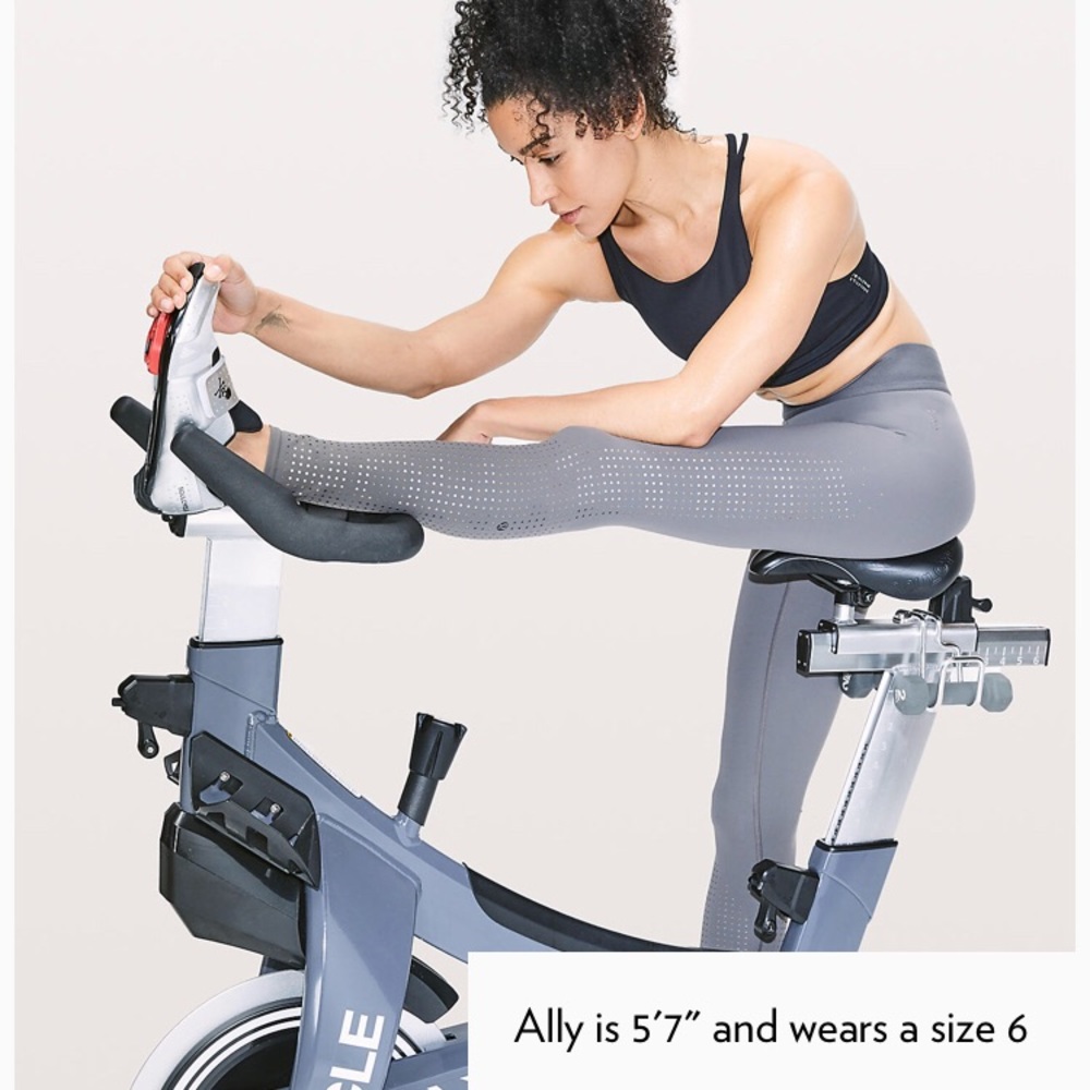 Ride & Reflect Tight 28" 
lululemon X SoulCycle